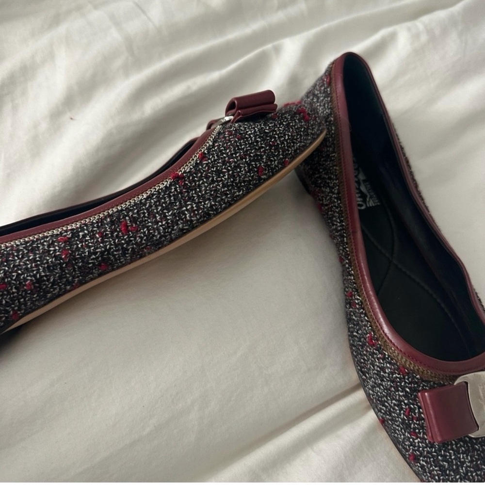 Salvatore Ferragamo Burgundy Tweed Varina Bow Ballet Flats - Picture 4 of 4